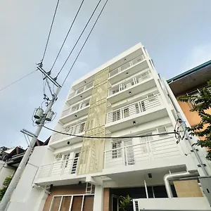 3* Отель Airo Makati