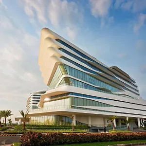 5* Отель Conrad Manila